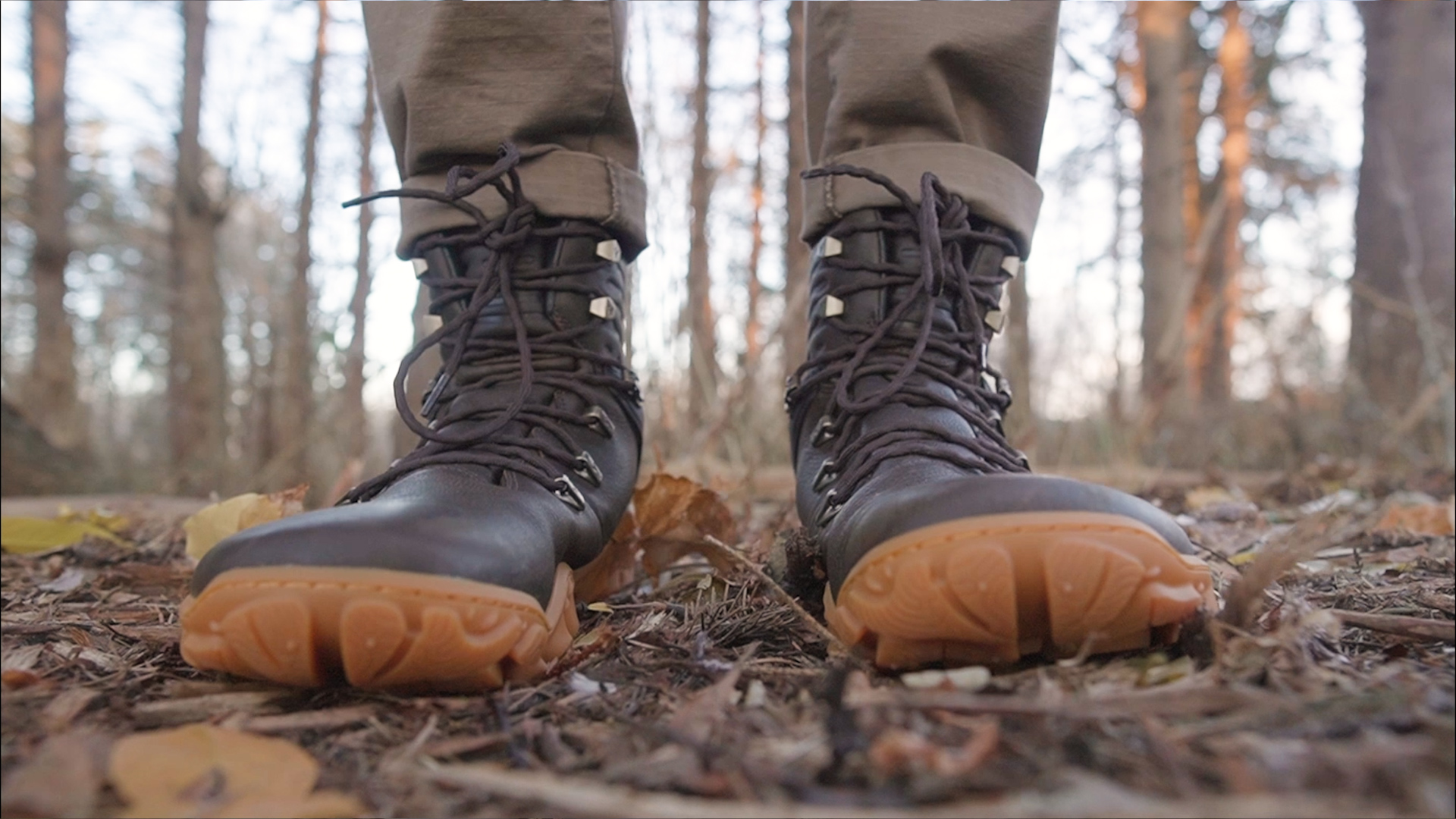 Vivobarefoot Tracker Forest Esc Front Trail