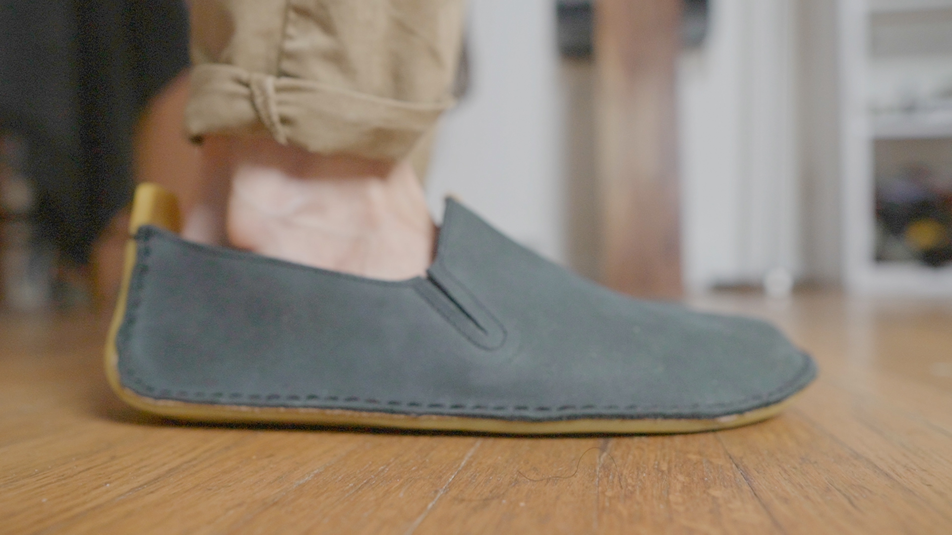 Vivobarefoot Ababa Review Floor Barefoot Side