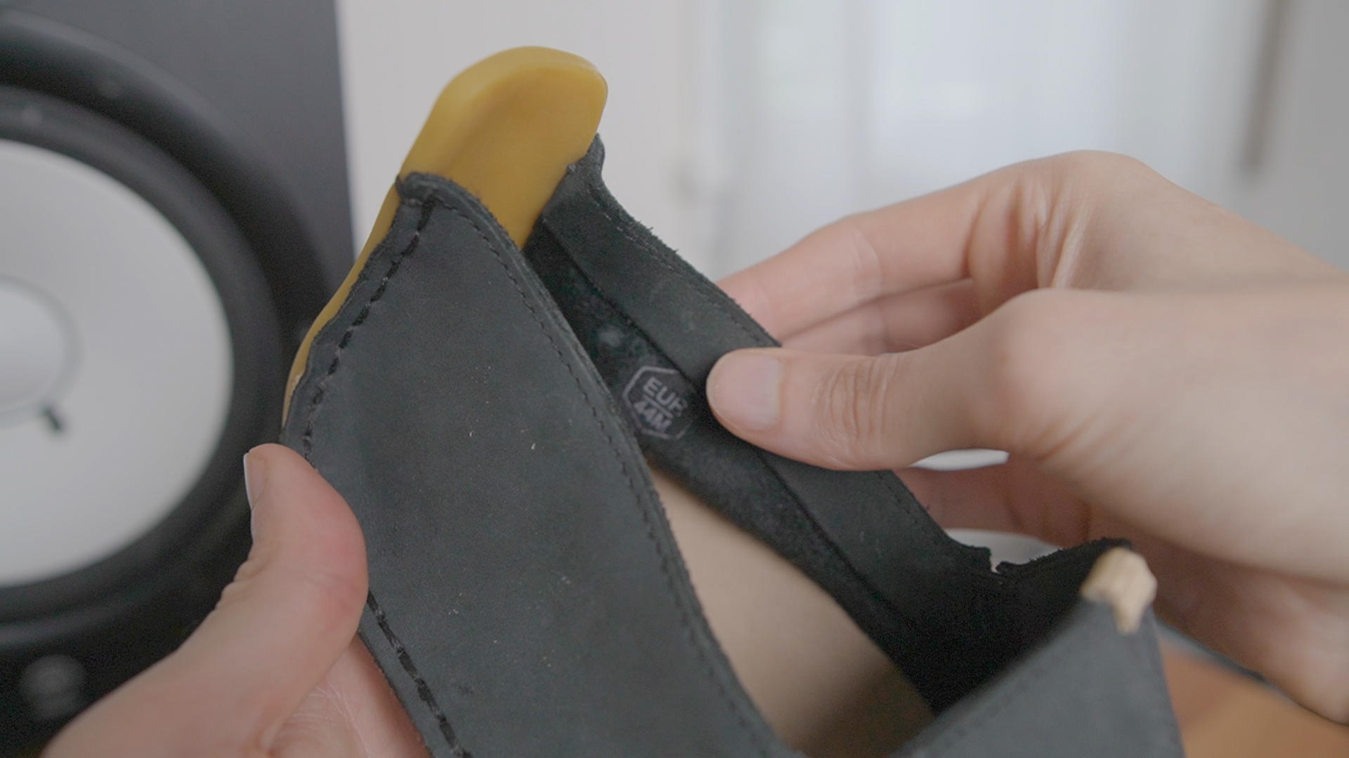 Vivobarefoot Ababa Review Leather Suede Lining Desk