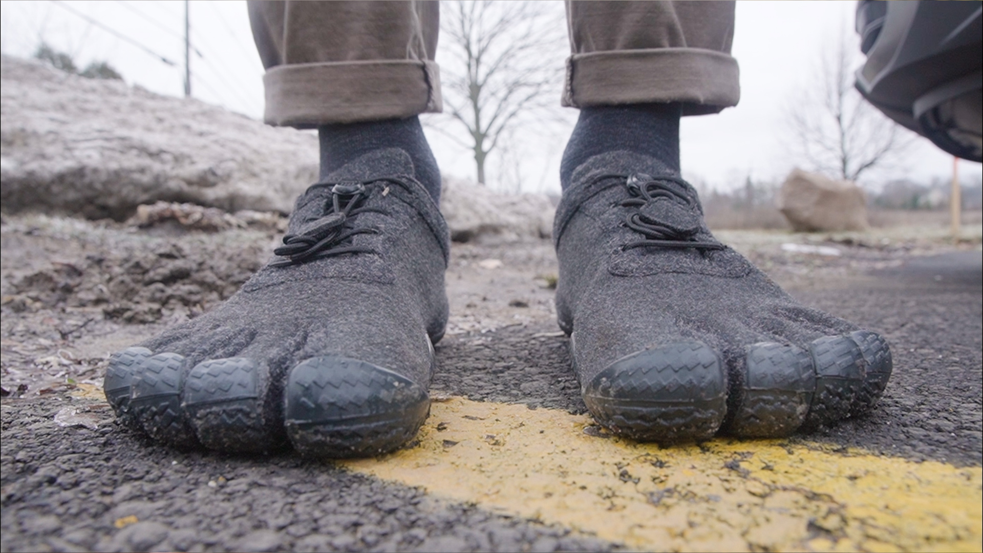 Vibram Fivefingers Kso Eco Wool Barefoot Shoes Front Road Parking Lot