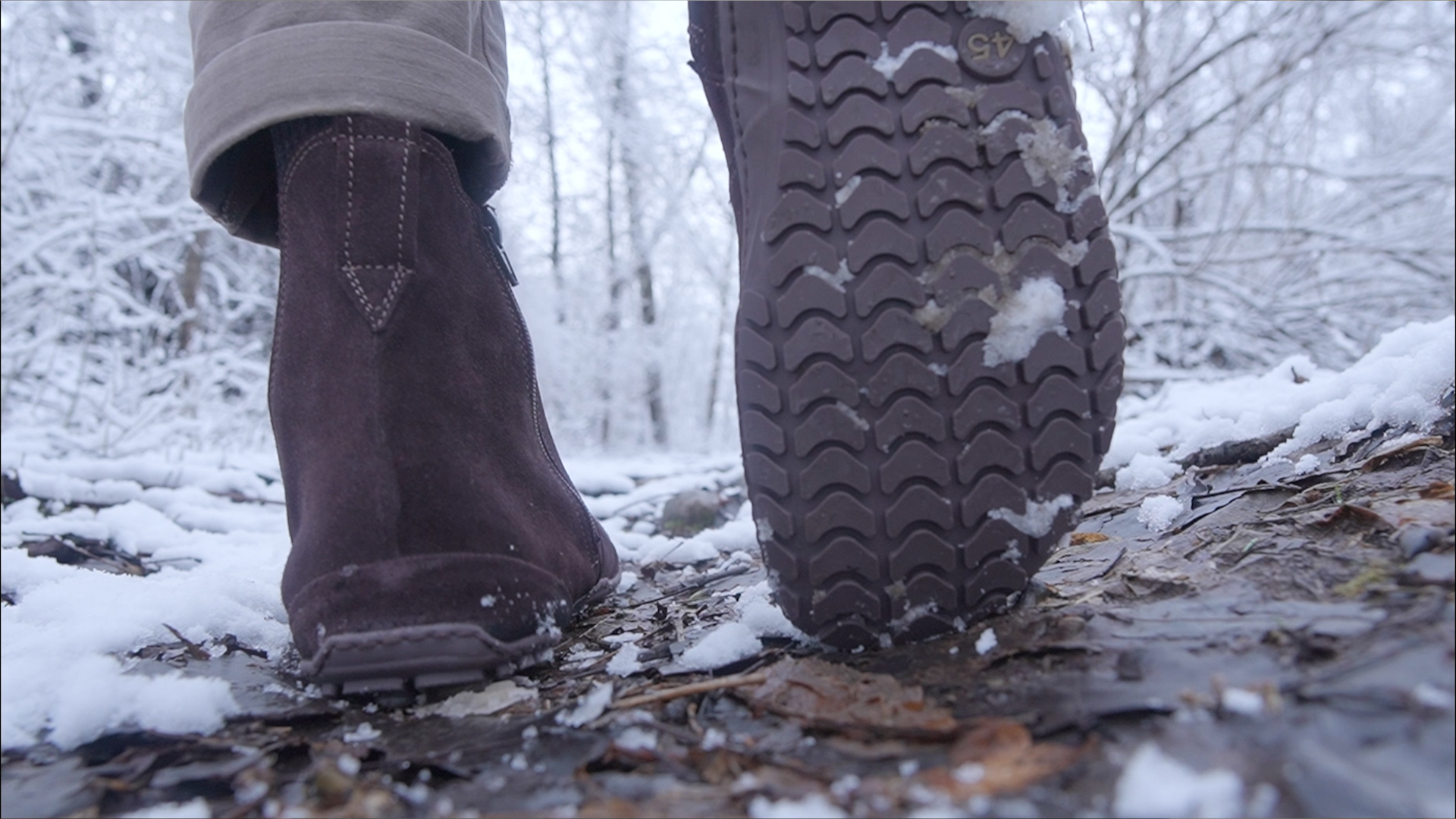 Magical Shoes Chelsea Boot Winter Tread Trail Back